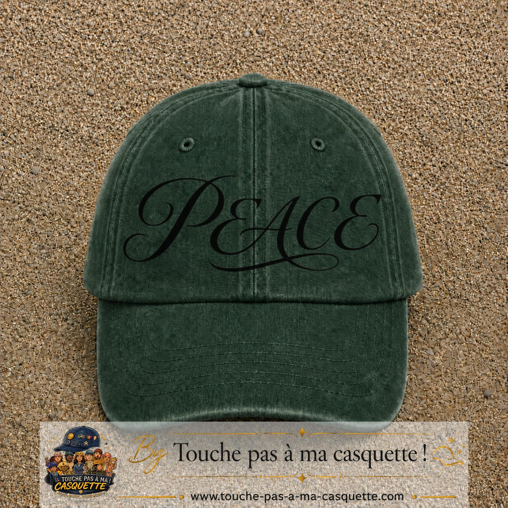 Image principale produit132grosVF - casquette Vert foncé délavé avec visuel Peace calligraphie 7 cm