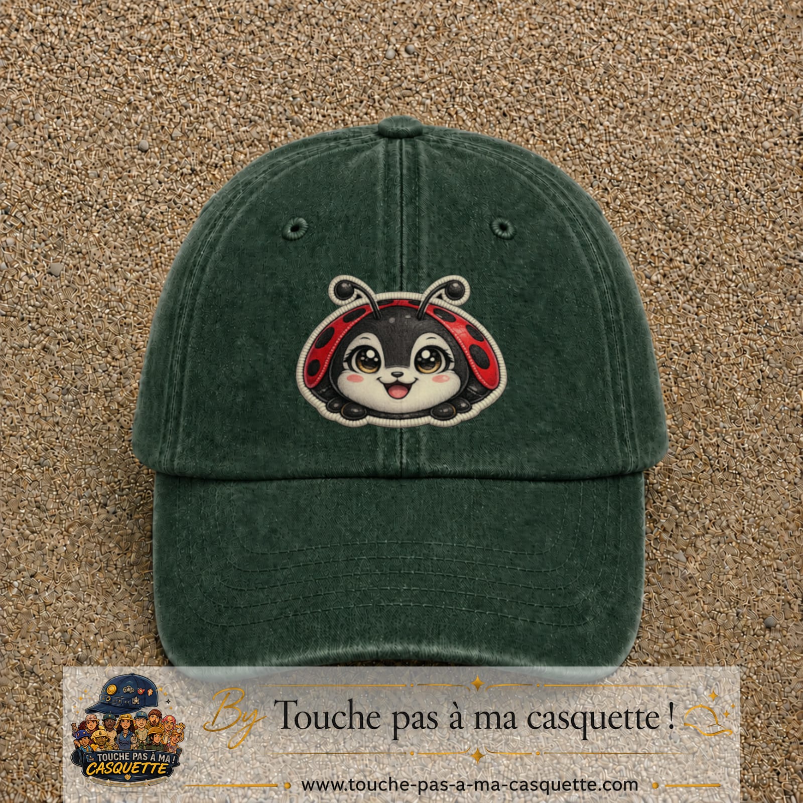 Casquette Vert foncé délavé motif Coccinelle rouge 7 cm - vue principale