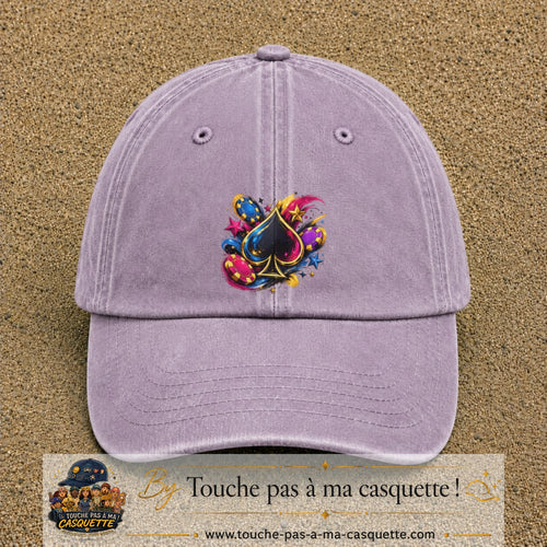 Casquette Violet délavé avec motif As de pique et jetons de poker en 7 cm – vue principale