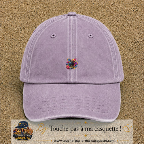 Casquette Violet délavé avec motif As de pique et jetons de poker en 3 cm – vue principale