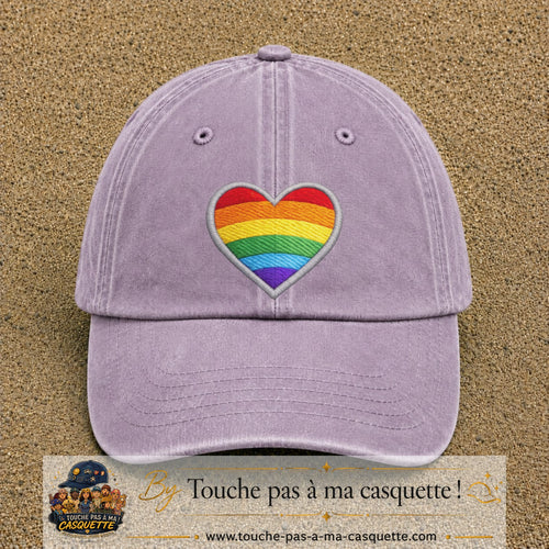 Image principale produit25grosVI - casquette Violet délavé avec visuel Cœur arc-en-ciel écusson 7 cm