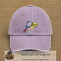 Image principale produit80grosVI - casquette Violet délavé avec visuel Tennis raquette balle 7 cm
