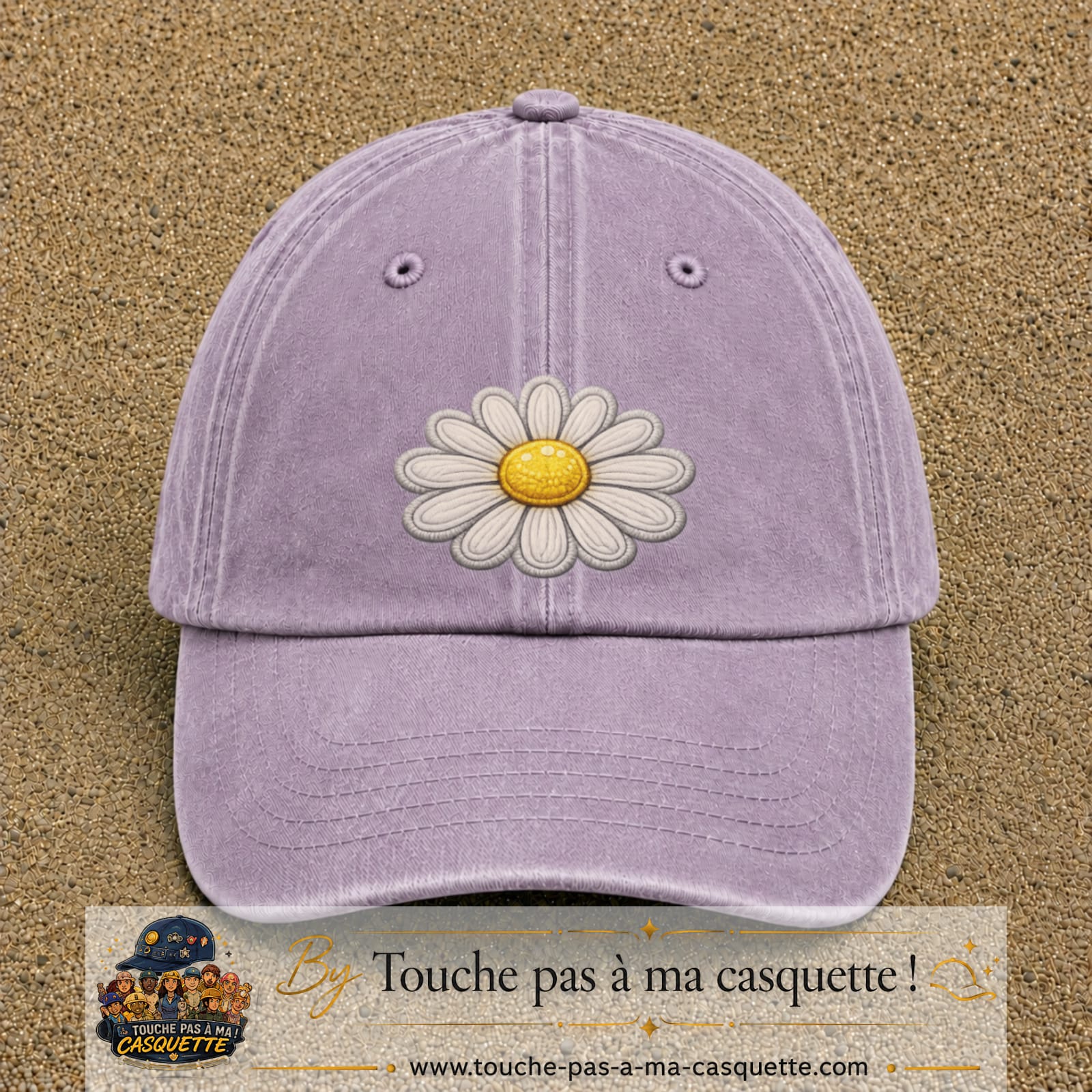 Image principale produit104grosVI - casquette Violet délavé avec visuel Marguerite simple 7 cm