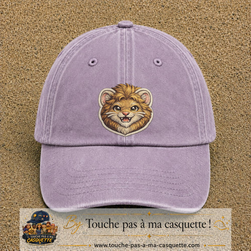 Image principale produit39grosVI - casquette Violet délavé avec visuel Lion souriant 7 cm