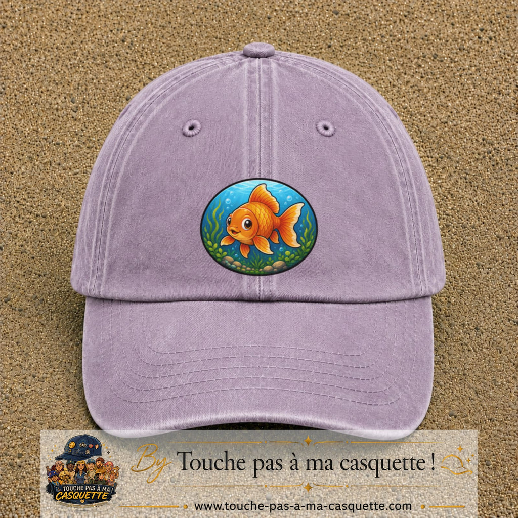 Casquette baseball Violet délavé 100% coton avec visuel Poisson rouge ovale 7 cm - image produit principale