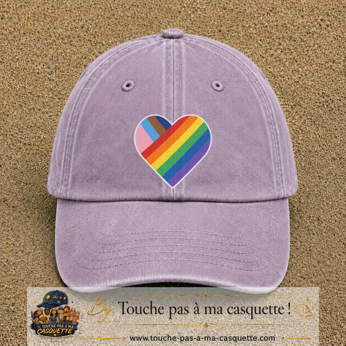 Image principale produit23grosVI - casquette Violet délavé avec visuel Cœur arc-en-ciel 7 cm