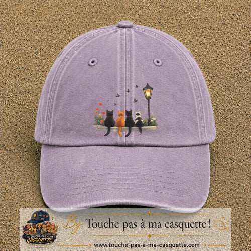 Image principale produit35grosVI - casquette Violet délavé avec visuel Chats noirs banc automne 7 cm