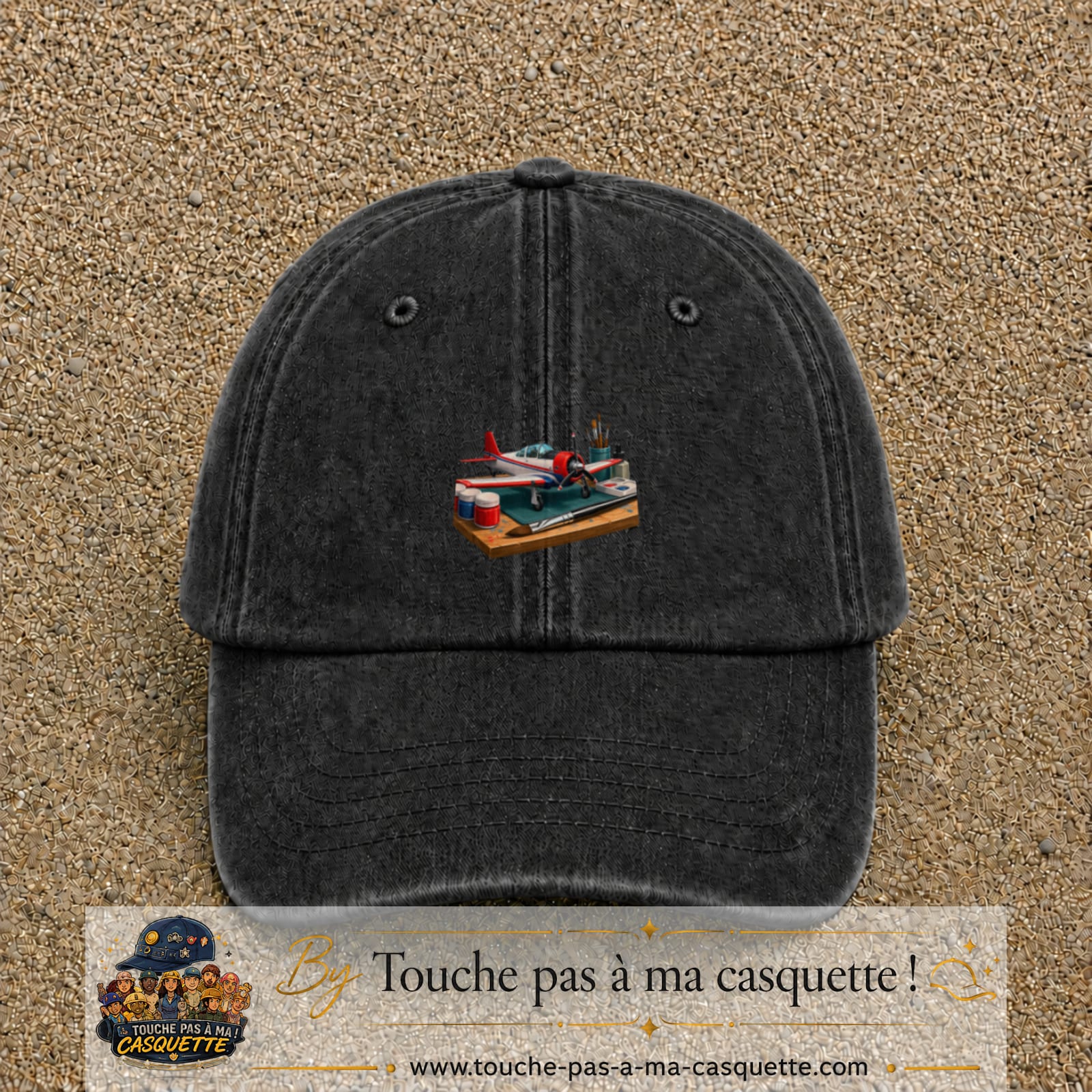 Casquette Noir délavé motif Avion de modélisme logo 5 cm
