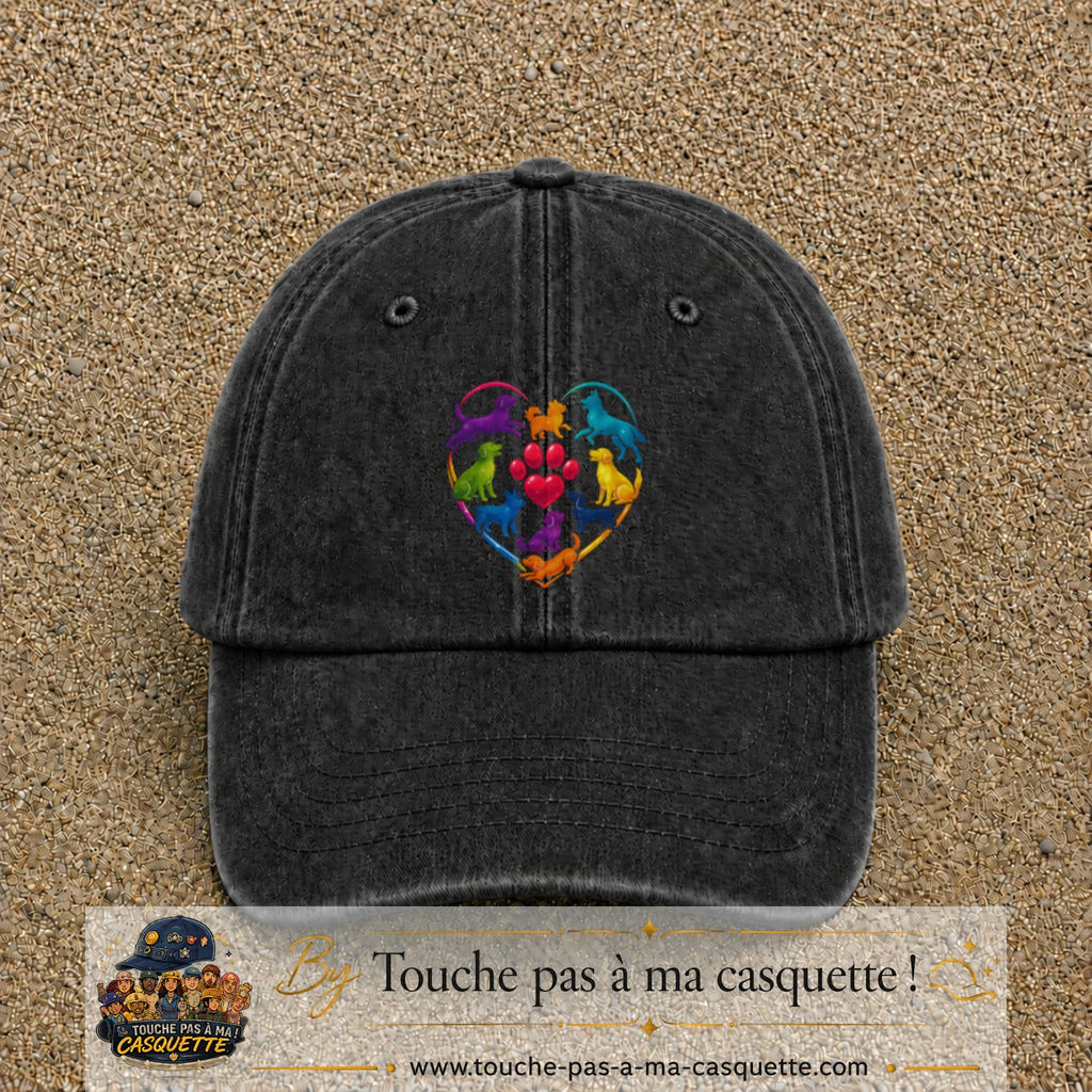 Casquette Noir délavé motif Chats en cœur logo 7 cm