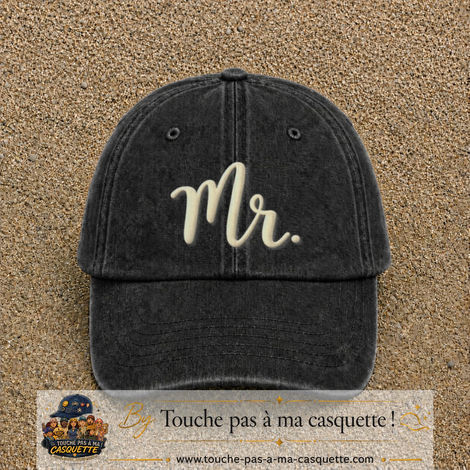 Image principale produit111grosN - casquette Noir délavé avec visuel Mr blanc 7 cm