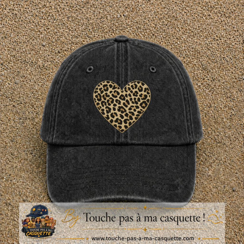 Image principale produit18grosN - casquette Noir délavé avec visuel Cœur léopard 7 cm
